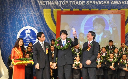 dai ichi life vietnam granted vietnam top trade services awards 2010