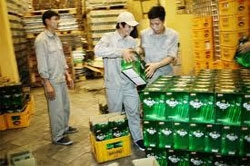 carlsberg buys out popular hue brewer