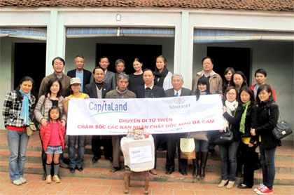 capitaland ends 2011 with joy to 300 underprivileged children