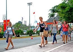 hanoi welcomes 19 million international visitors in 2011