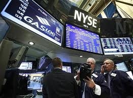 US stocks dip on fiscal cliff worries