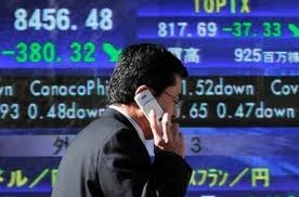 Asian shares mixed, focus on US
