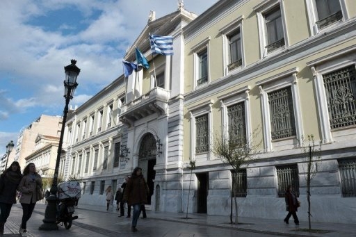 Greece borrows at steady rates as buy-back ends
