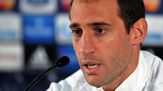 zabaleta expects city to keep pressure on arsenal