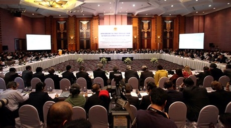 pm dung attends development partnership forum