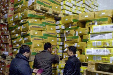 3,000 packages of frozen buffalo meat seized
