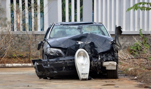 The wrecked BMW car is seen at southern Vietnam's Ba Ria- Vung Tau Police Department.<br /><span>Tuoi Tre</span>