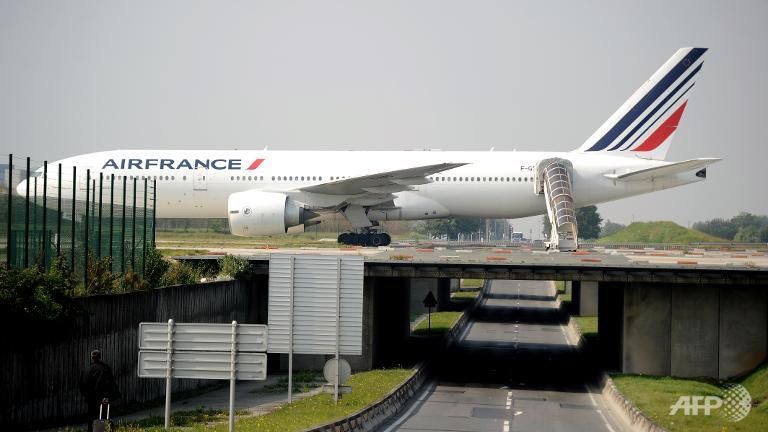 Norway-bound Air France returns to Paris after captain falls ill