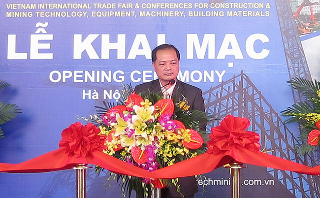 international companies seek opportunities in vietnams construction mining sector