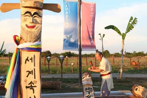 South Korea hopes to organize world cultural exhibition in HCM City