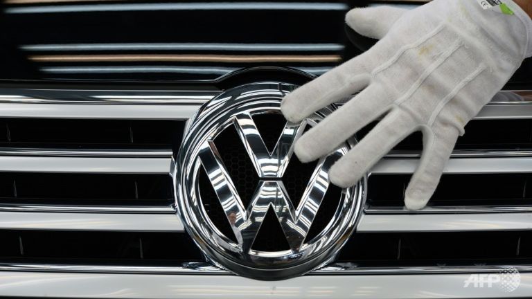 volkswagen says carbon emission claims proved unfounded