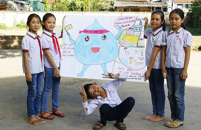 suntory helps improve water awareness of over 1600 primary school students