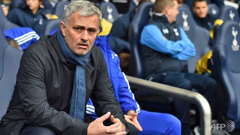 mourinho sacked as chelsea manager