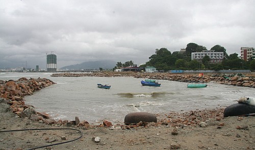 entertainment project to be probed for covering nha trang bay in vietnam