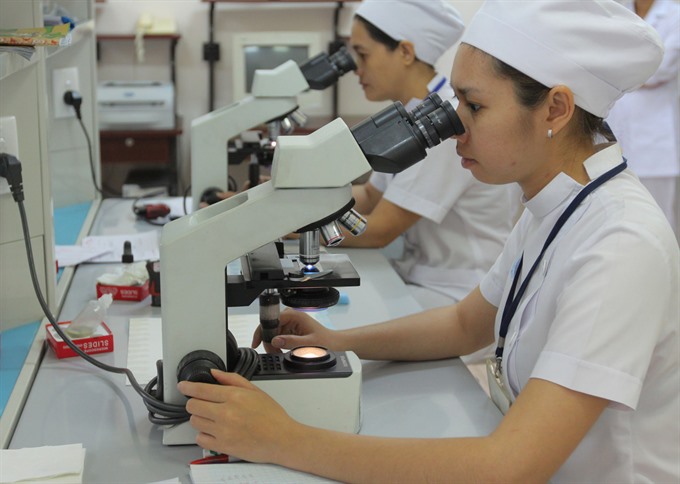 Most VN health clinics don’t test their tests