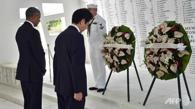 abe obama lay wreaths at pearl harbour memorial