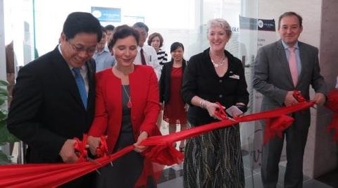 new uk and australia visa application centre opens in da nang