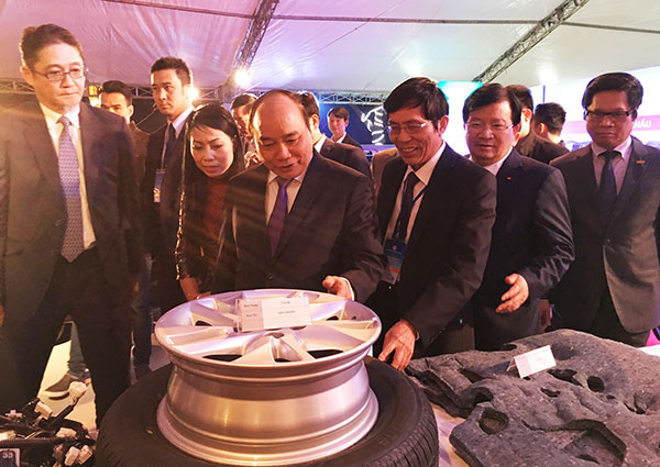 toyota motor vietnam exhibits at vinh phuc provinces anniversary