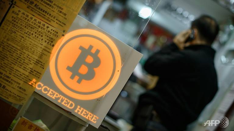 bitcoin makes muted stock exchange debut at us 15000