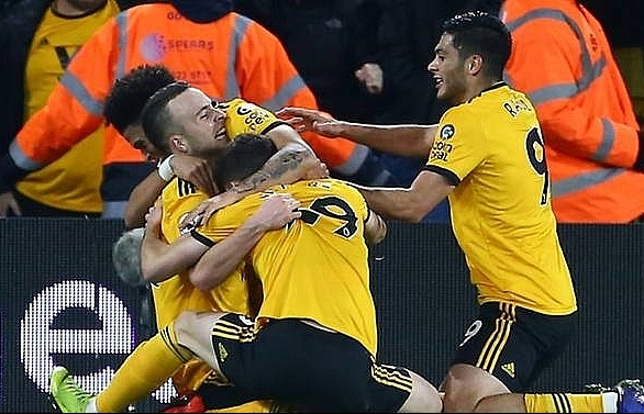 Wolves come from behind to beat wasteful Chelsea