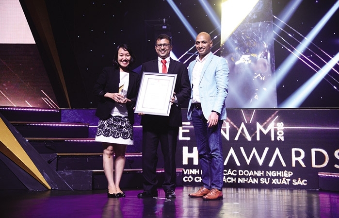 Unilever and Mobile World top biennial HR awards