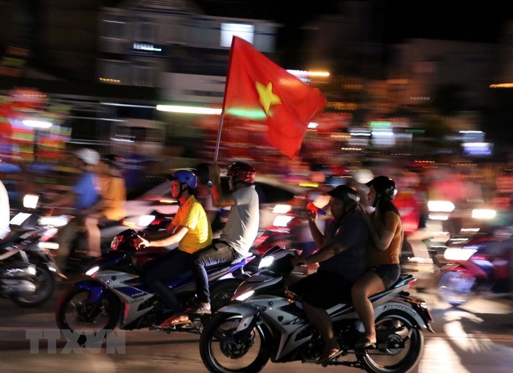 vietnam storms into aff cup final