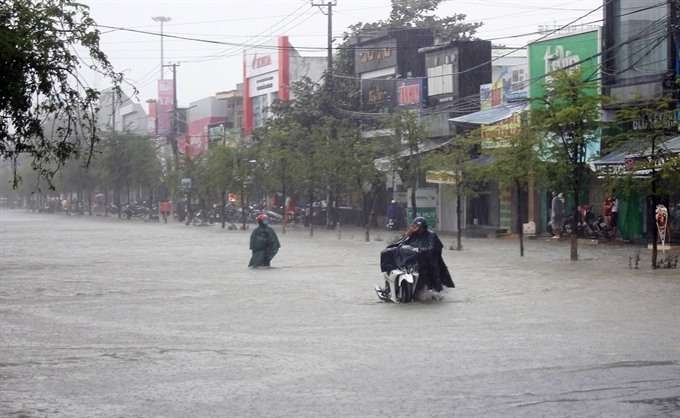 heavy rains cause serious flooding in central region