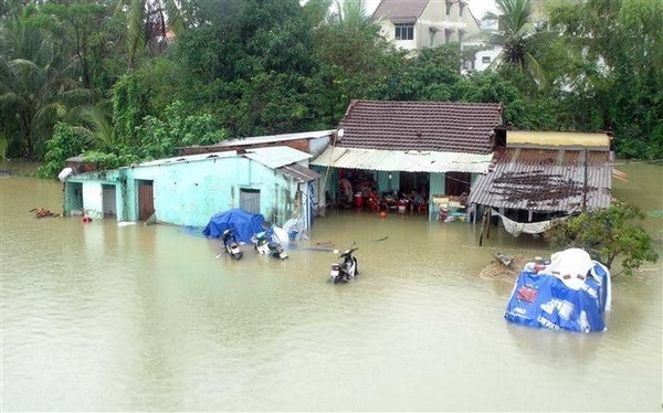 floods in central region leave two dead three missing