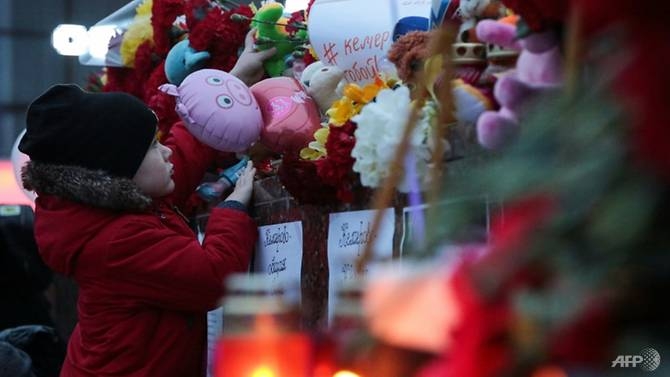 six children among 10 dead in russia house fires