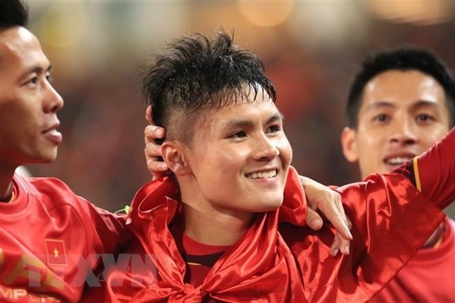 vietnam football star nguyen quang hai among asias top ten