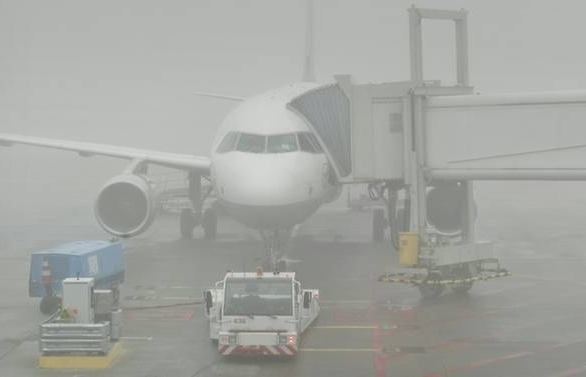 heavy fog grounds flights in the netherlands