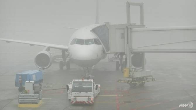 heavy fog grounds flights in the netherlands