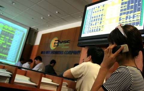 shares extend losses