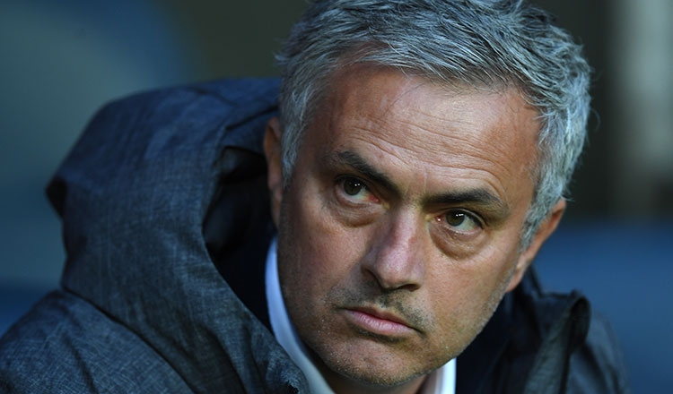 manchester united sack mourinho in bid to turn season round