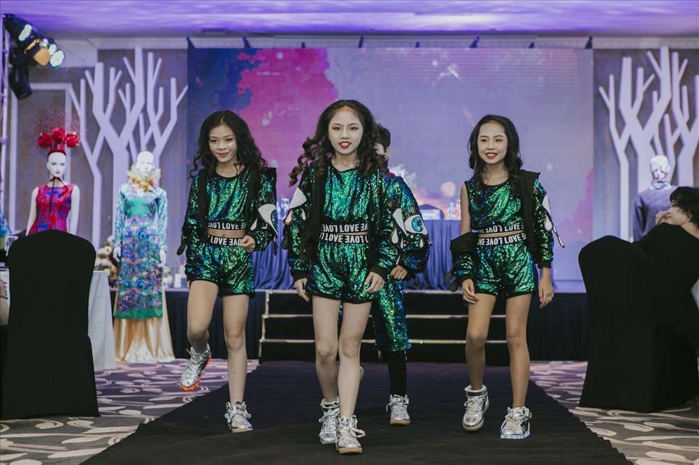 international junior fashion week opens in hanoi