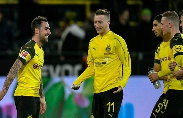 Can leaders Dortmund halt Bayern's Bundesliga domination?