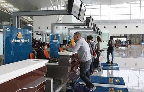 Air fares rise ahead of Tet holiday