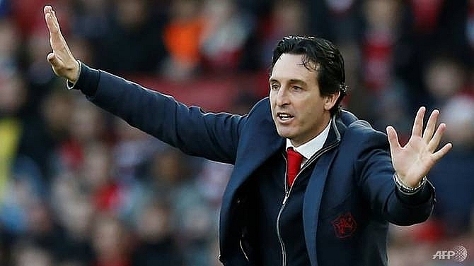 fa charge emery after brighton bottle kick