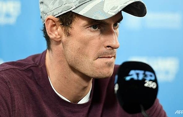 Murray happy with decision not to quit tennis