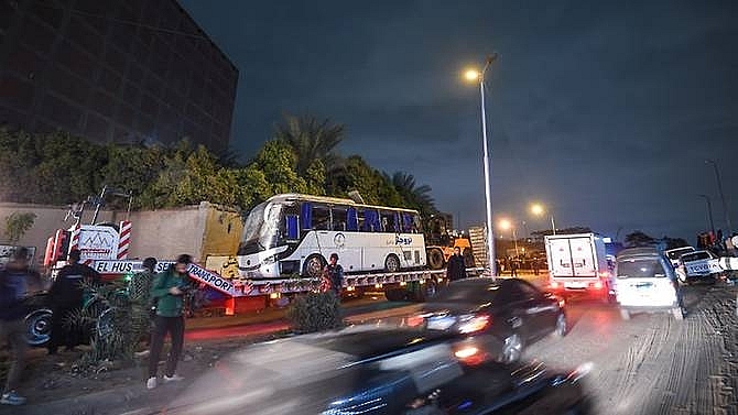three vietnamese tourists and one egyptian killed 10 injured in bus blast in giza egypt