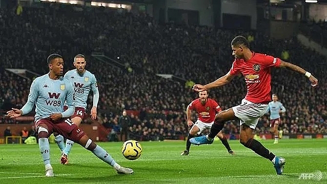 man utd lose more ground on top four after villa draw