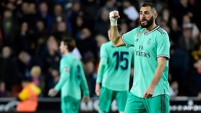 benzema salvages madrid draw with clasico looming