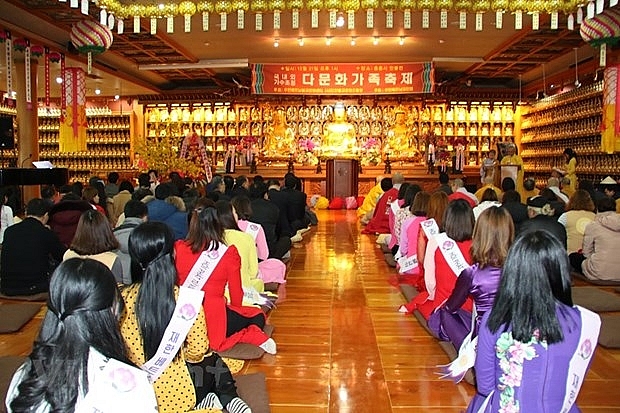 vietnamese buddhist followers in rok celebrate upcoming new year