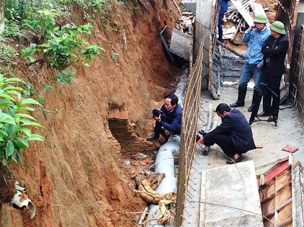 ancient tomb excavated in ha tinh