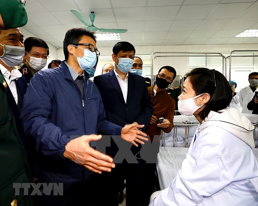 deputy pm visits first cases of clinical trials of covid 19 vaccine nano covax photos