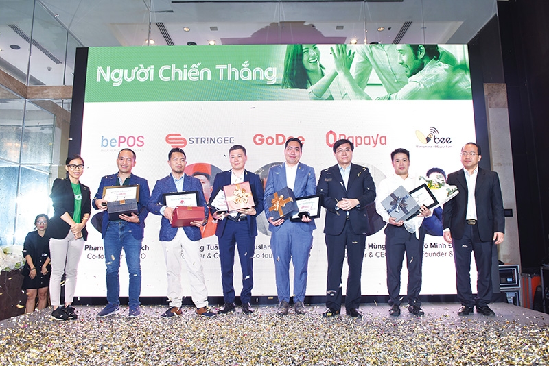 grab removing barriers for new vietnamese startups