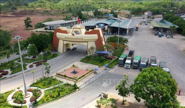 Lao Bao international border gate in the central province of Quang Tri. (Photo: VNA)