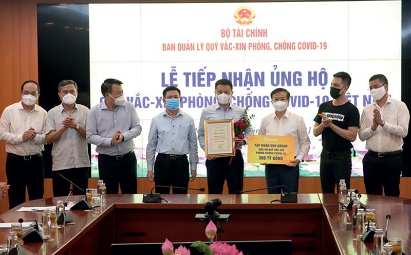 Sun Group crowned at prestigious Asia-Pacific Enterprise Awards 2021
