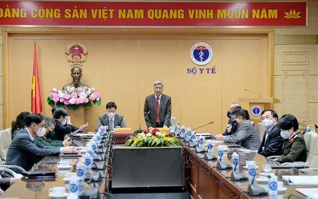 Deputy Minister of Health Nguyen Truong Son speaks at the meeting (Photo: baochinhphu.vn)