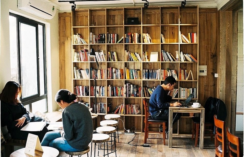 Cosy coffee and book shops popping up in Vietnam